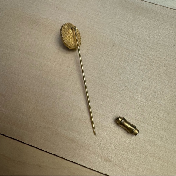 Vintage Dragons Breath Stickpin Golden Jelly Opal Victorian Raised Relief - Picture 8 of 10